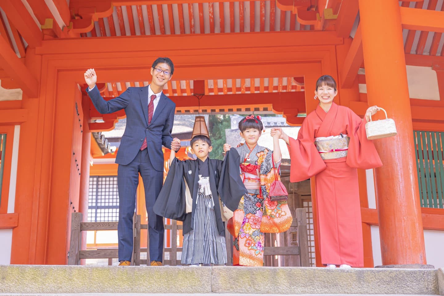 神社での七五三写真