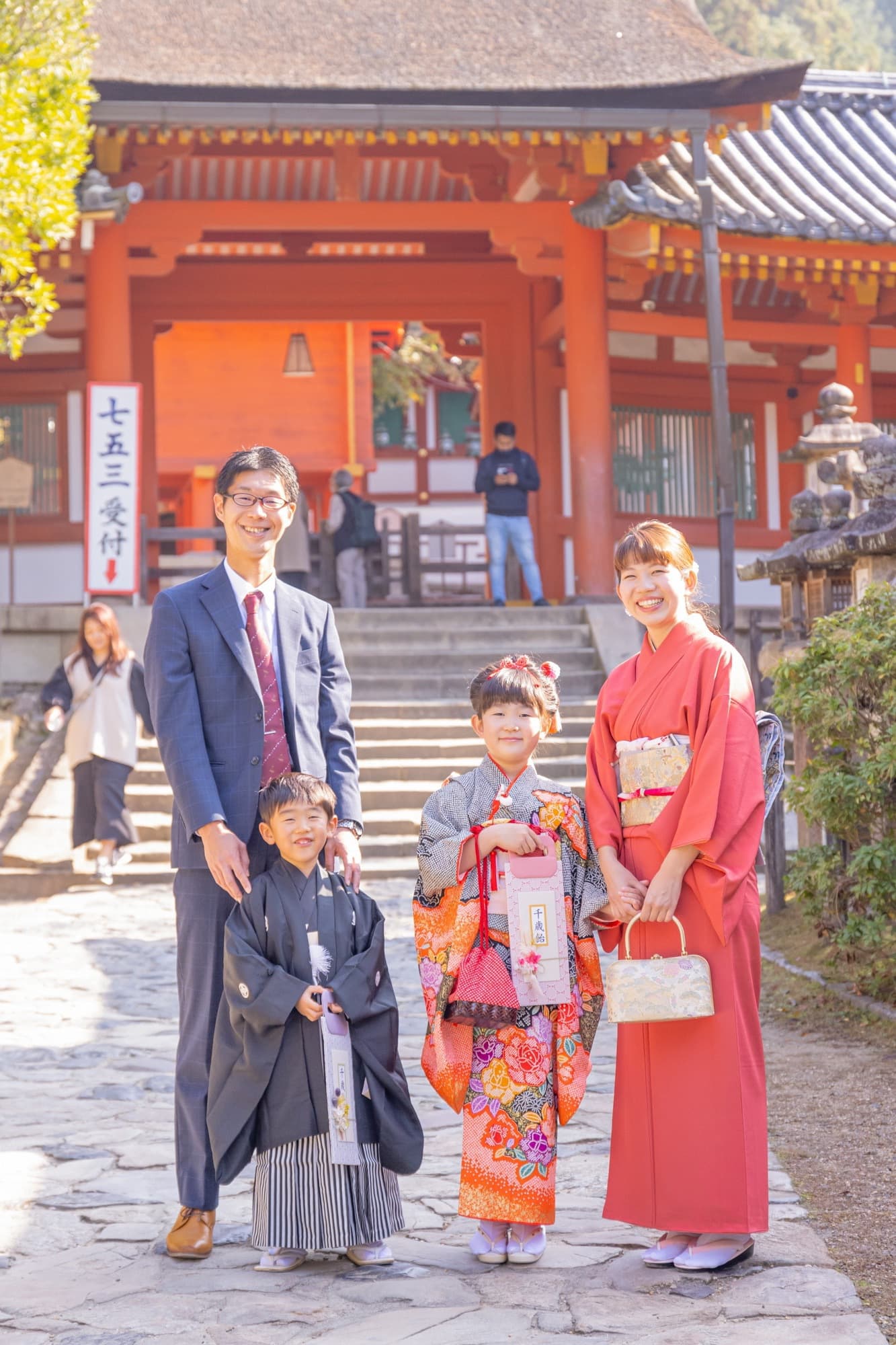 神社での七五三写真