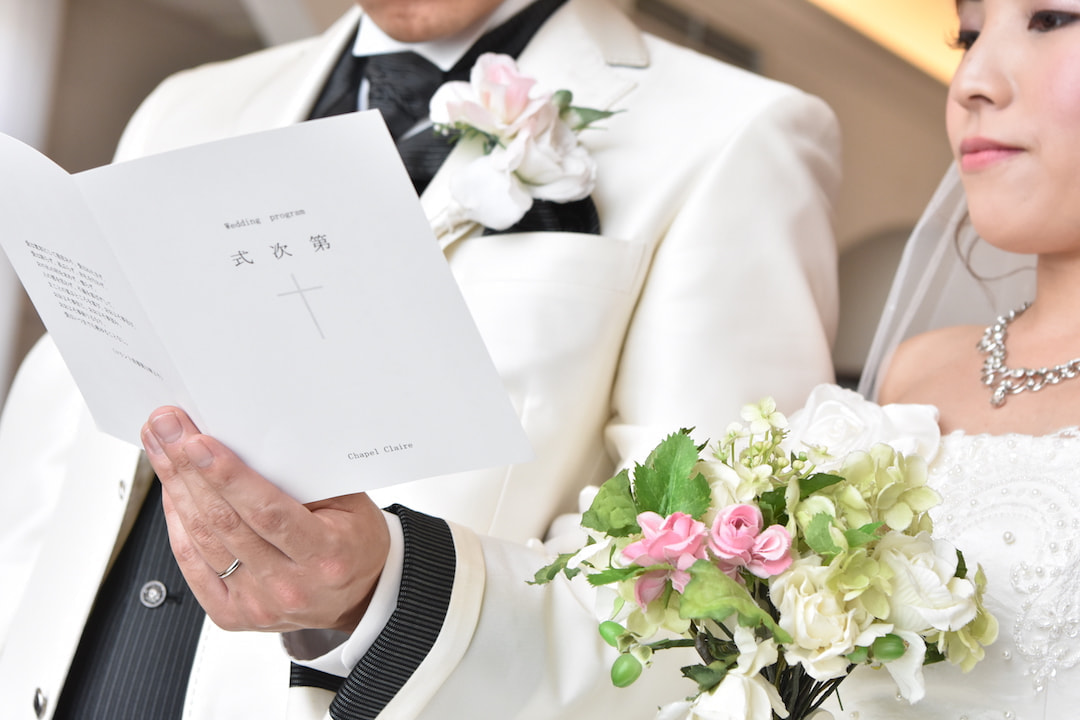 データ付きのフォトウエディングと写真だけの結婚式