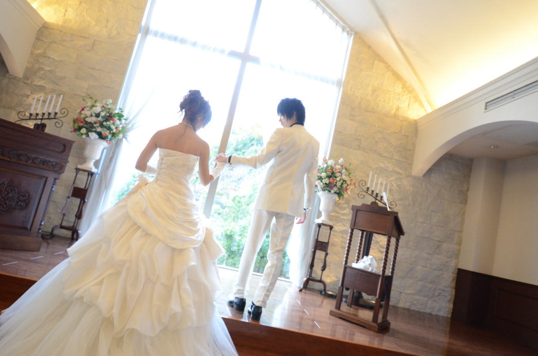 データ付きのフォトウエディングと写真だけの結婚式