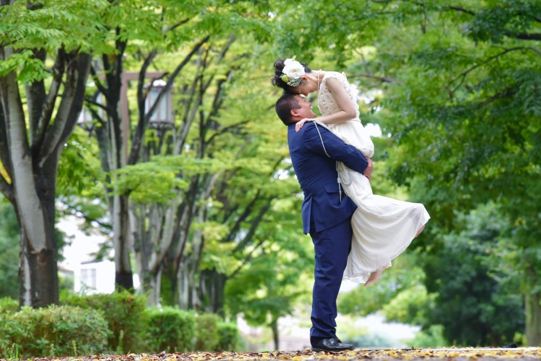 データ付きのフォトウエディングと写真だけの結婚式