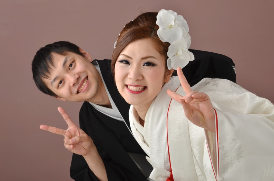データ付きのフォトウエディングと写真だけの結婚式
