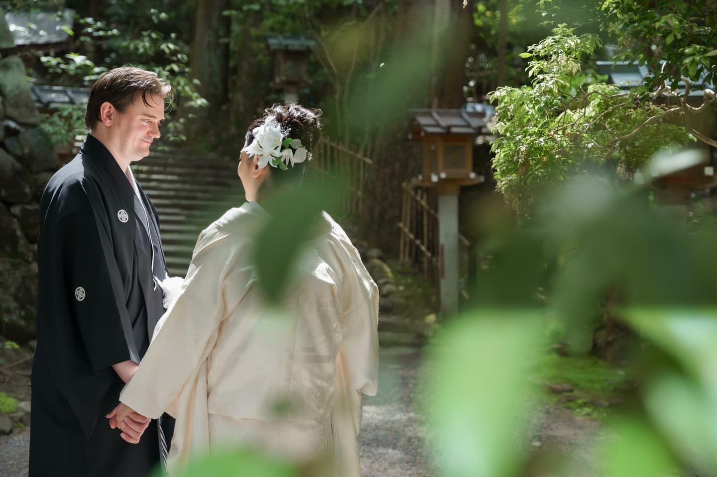 神社で結婚式の白無垢の花嫁