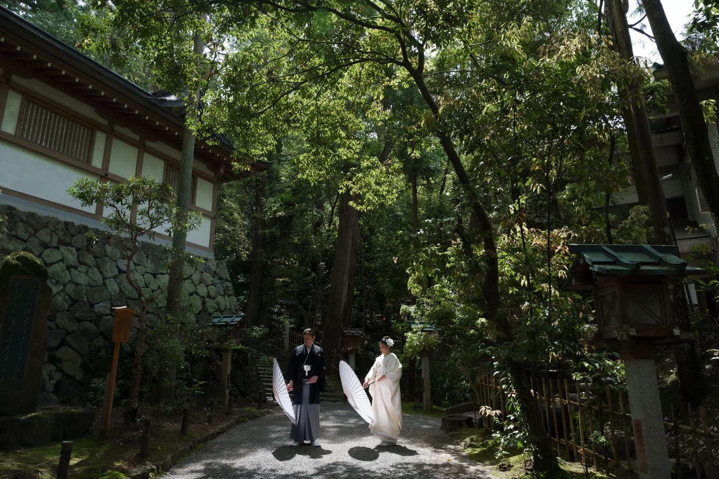 神社で結婚式の白無垢の花嫁