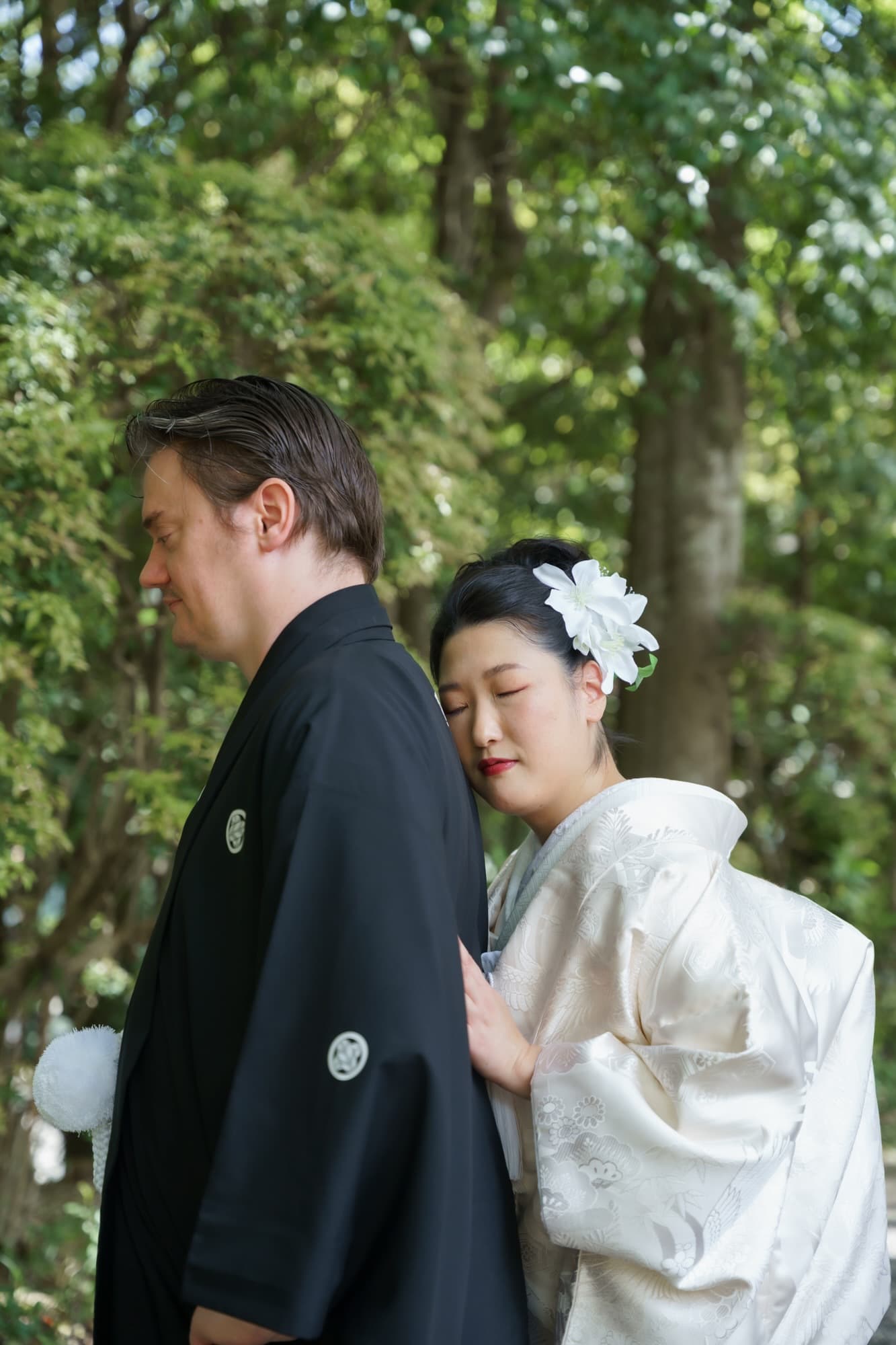 神社で結婚式の白無垢の花嫁