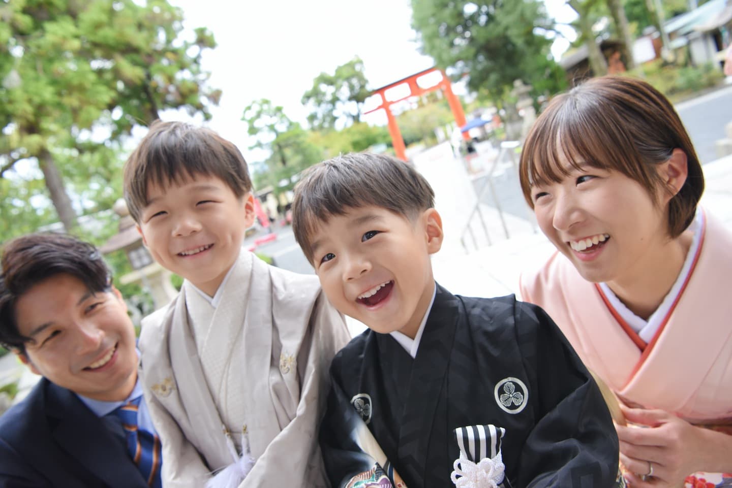 お宮参りや七五三の子供の写真