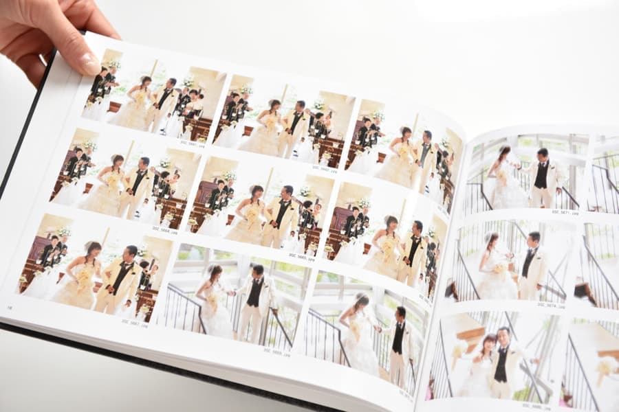 手作りで、自作では出来ない外注のフォトアルバムの中で一番格安でリーズナブルで両親へのプレゼントに人気なフォトブック