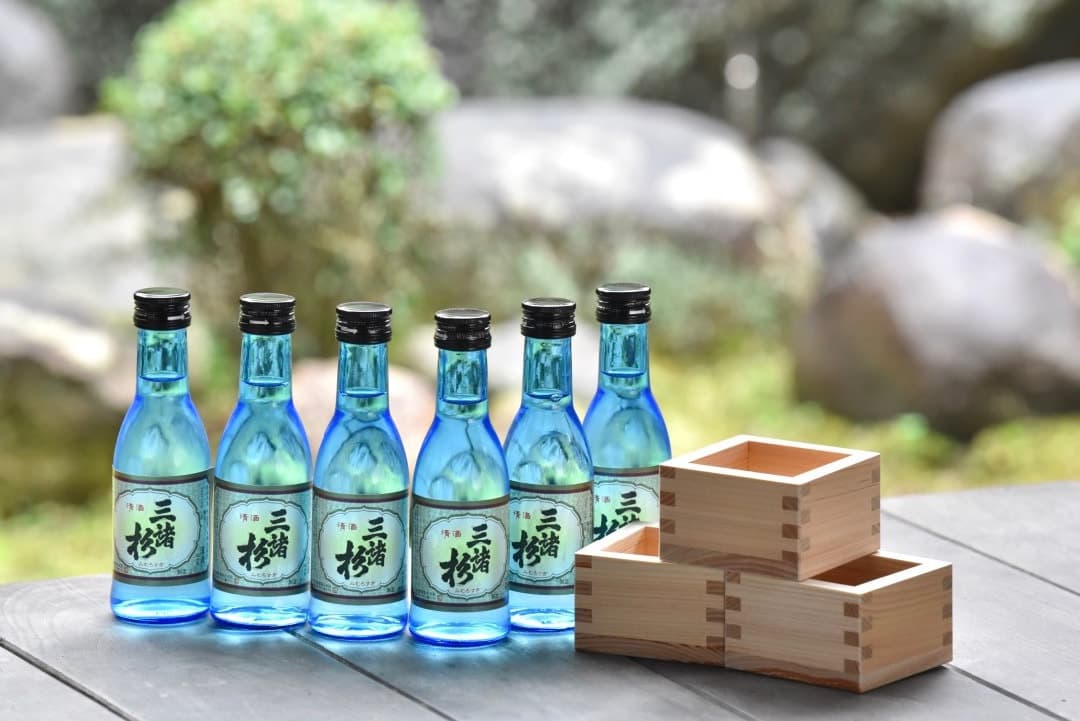 三諸杉、今西酒造のパンフレット、ホームページ用写真