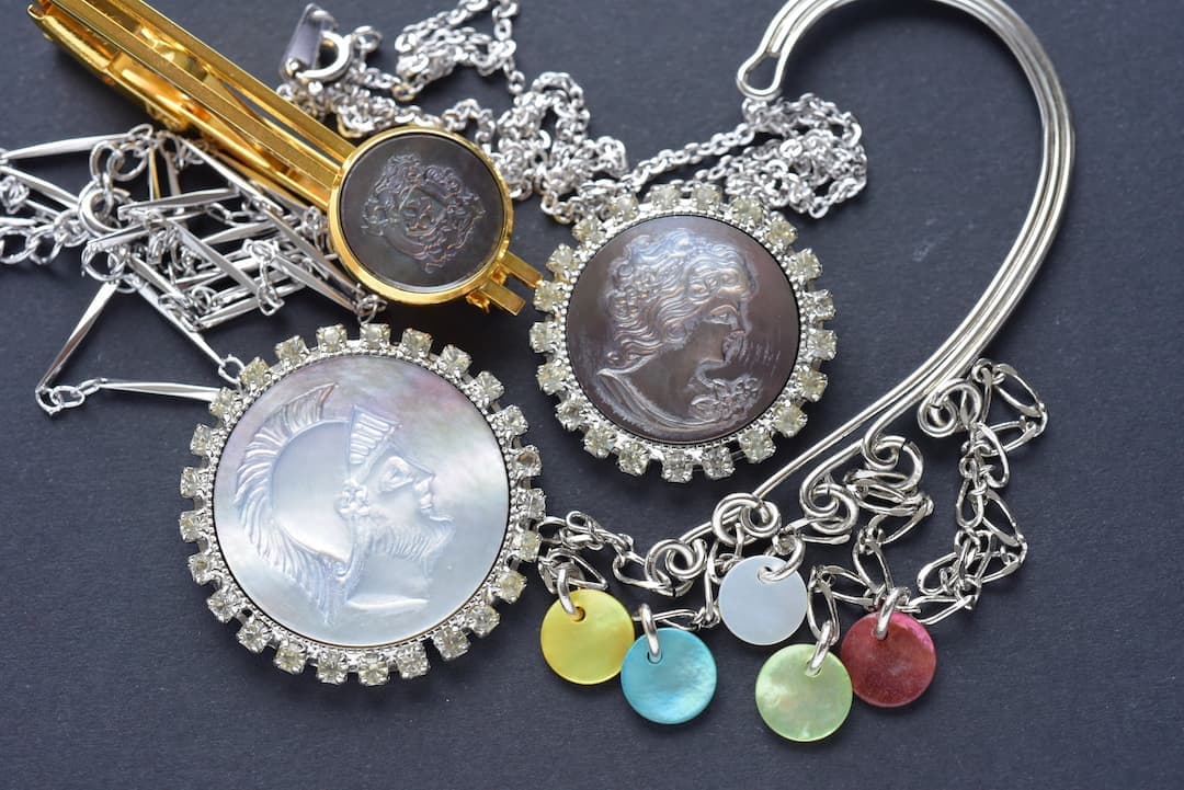 河西町貝ボタン