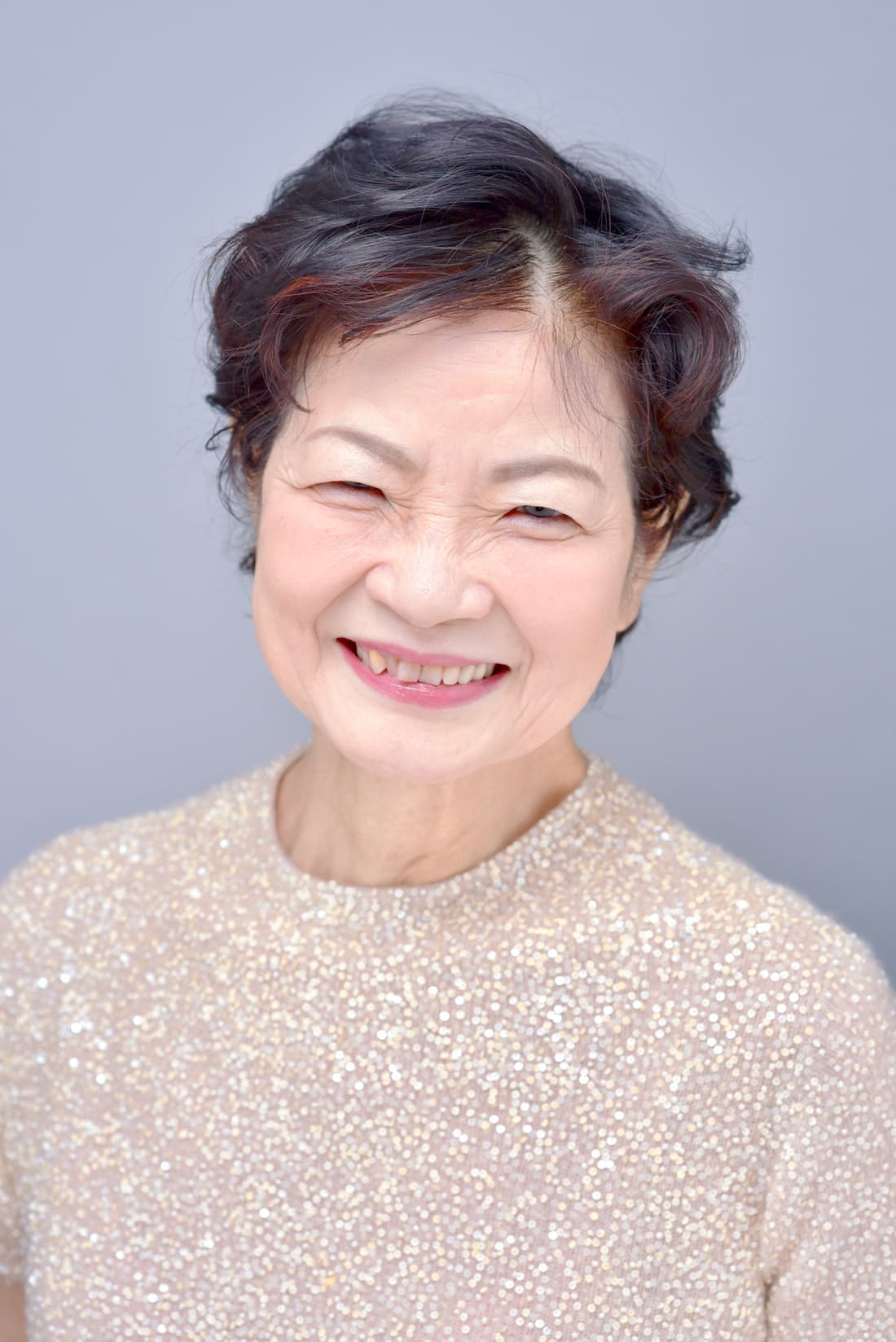 吉村薫子先生の1万人美人に変えたメイク教室