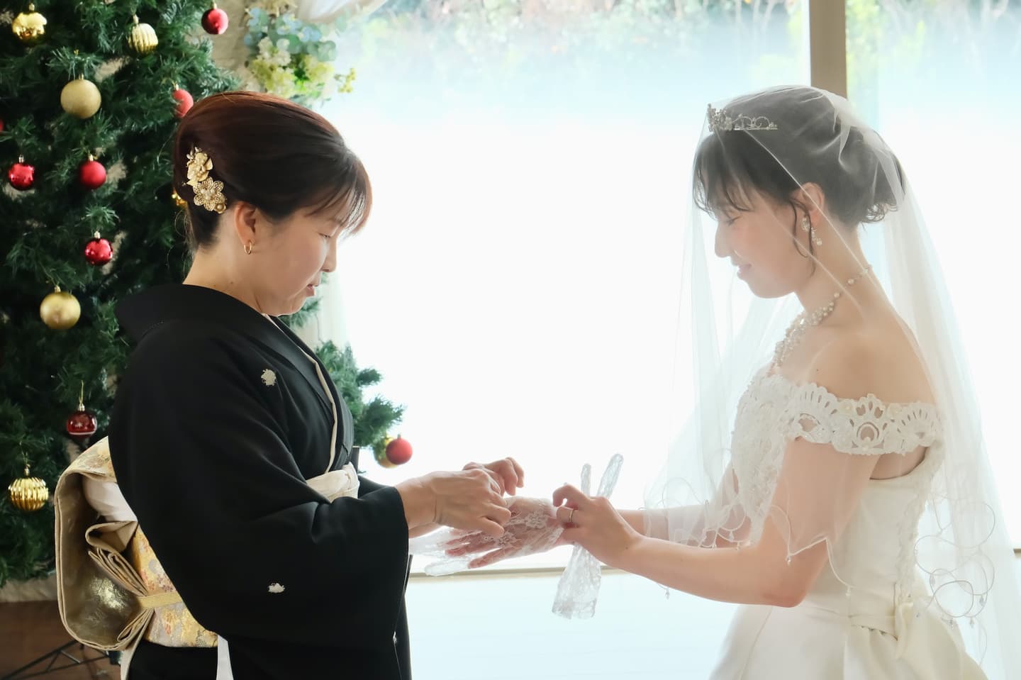 チャペルで結婚式と同じようなフォトウエディングの写真