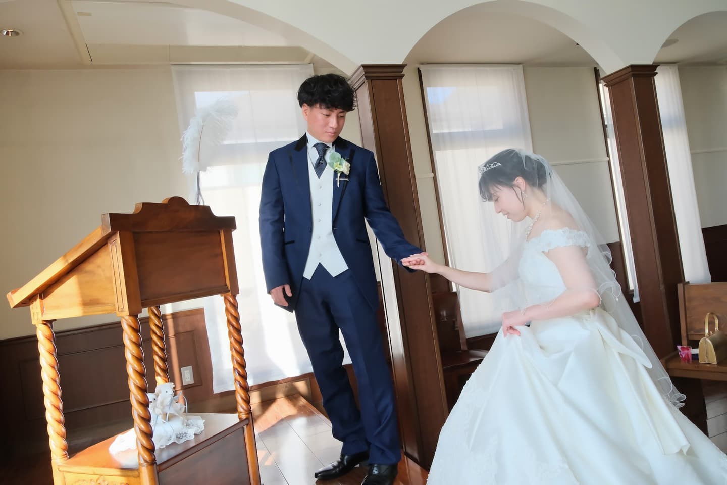 チャペルでのドレスフォトウェディングの写真
