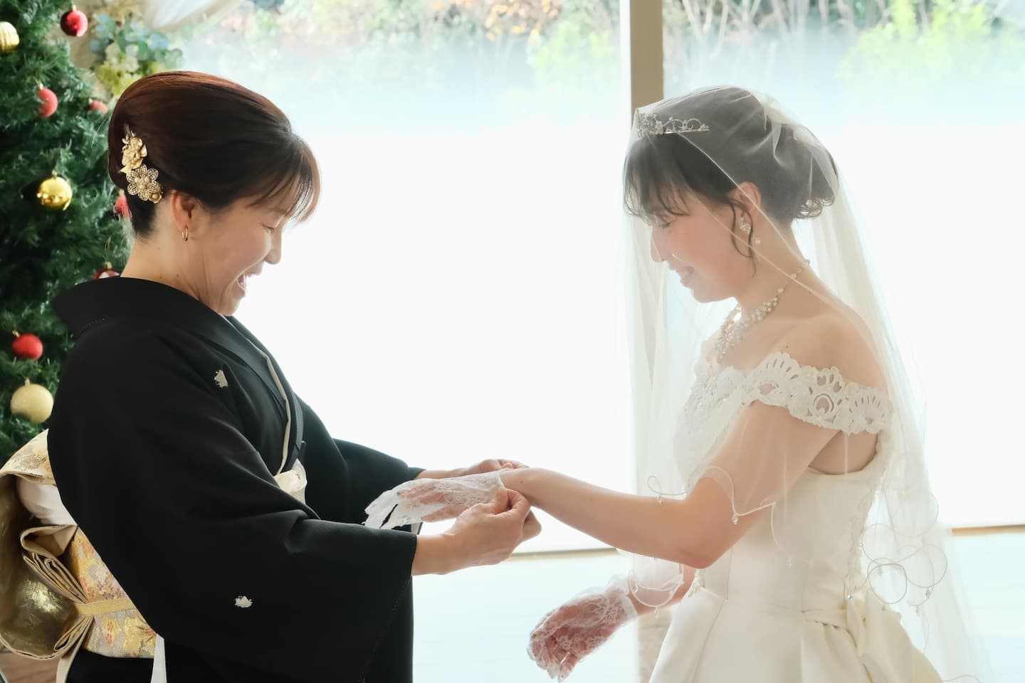 チャペルでのドレスフォトウェディングの写真