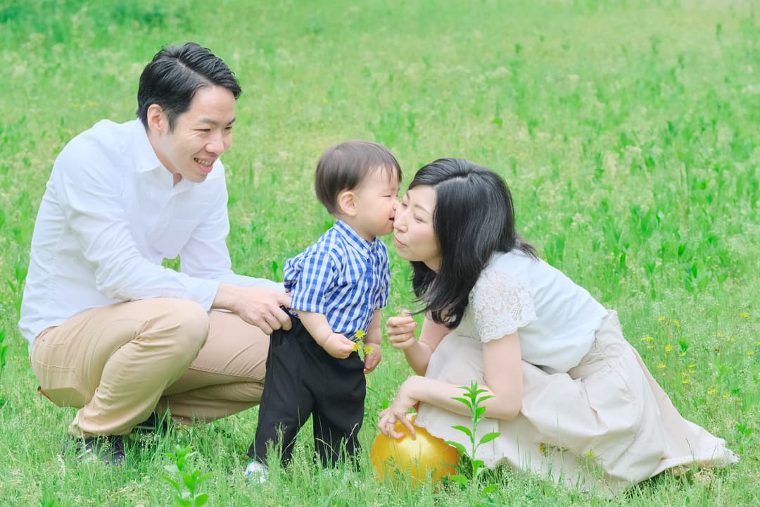 自宅や公園で家族写真
