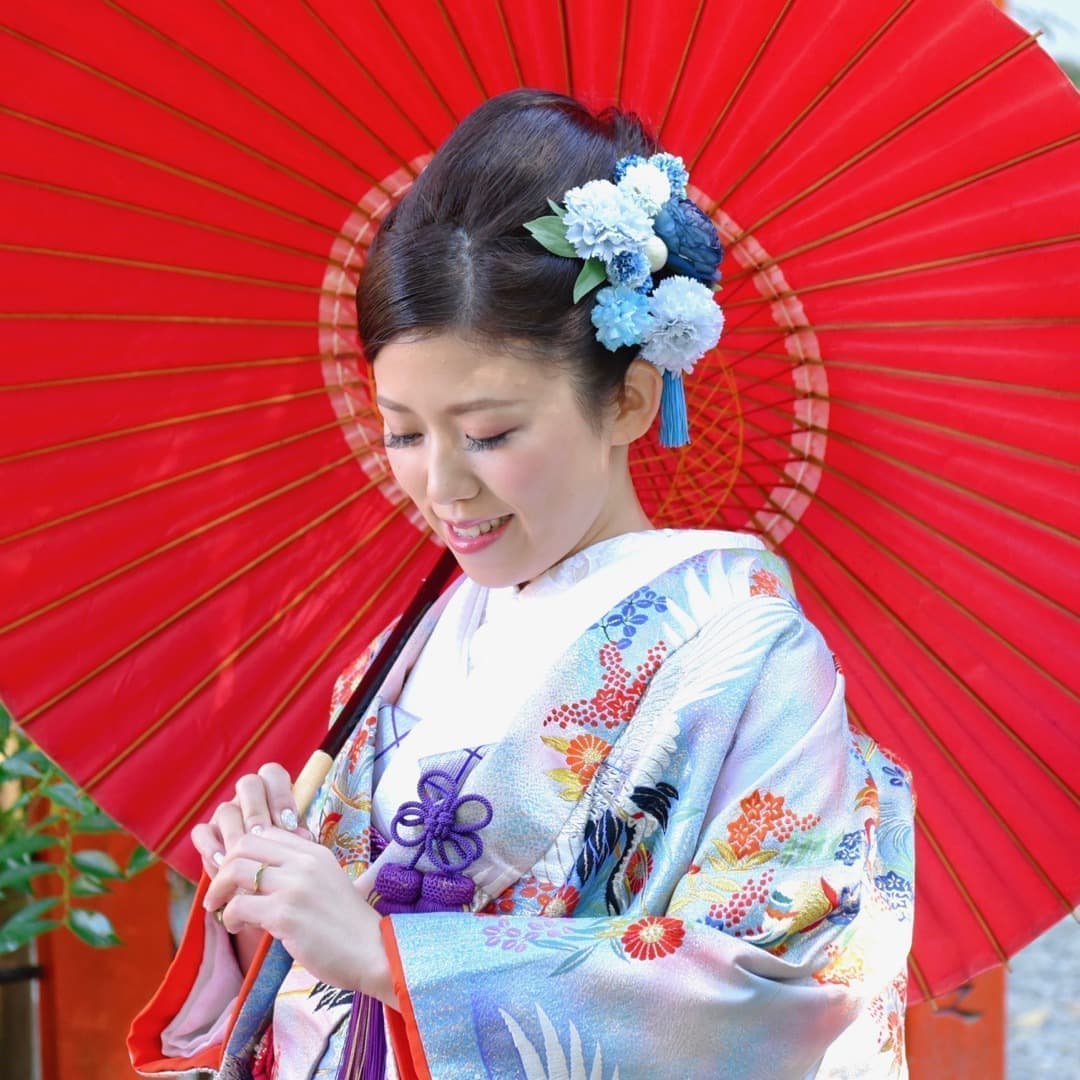 結婚式花嫁和装の髪型洋髪