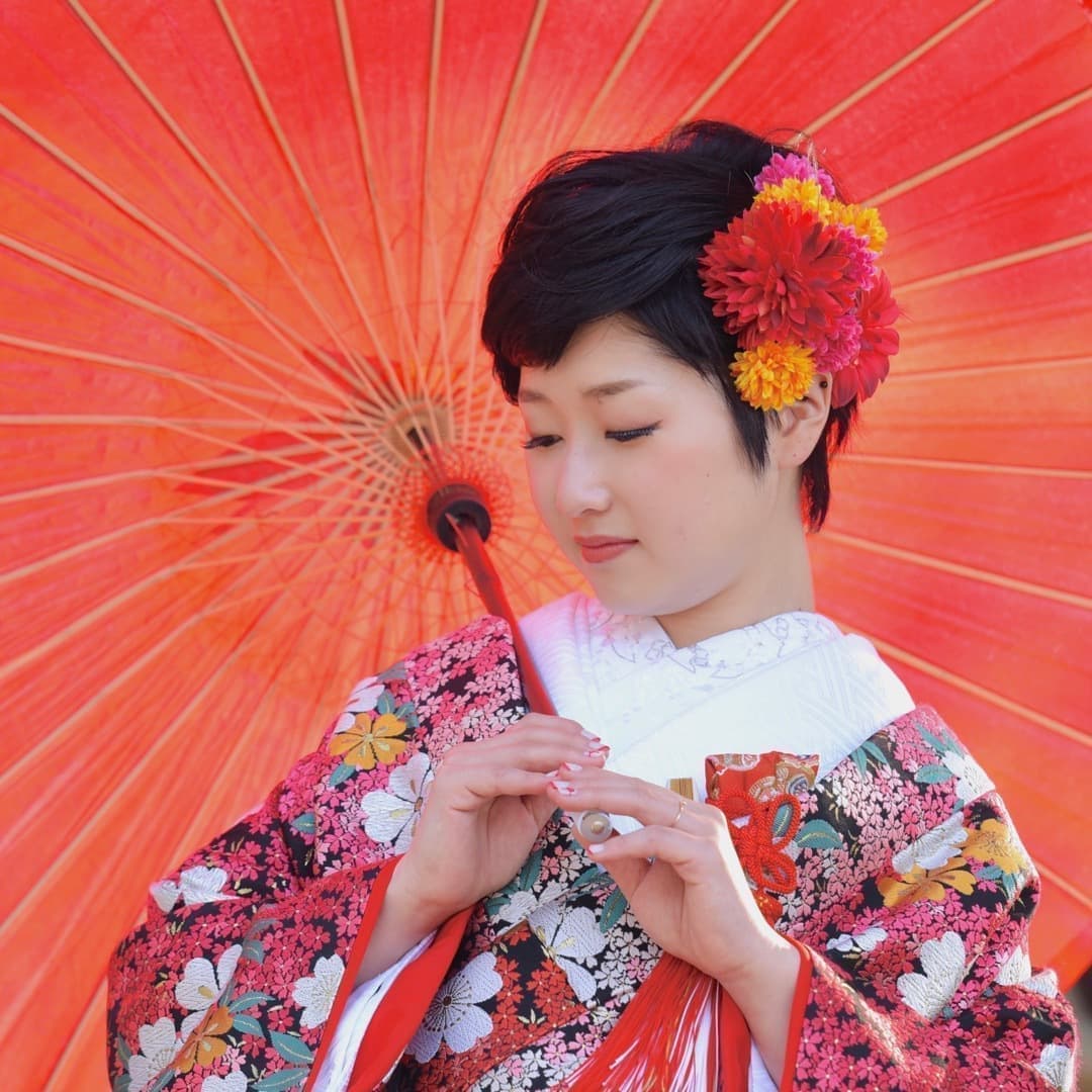 結婚式花嫁和装の髪型洋髪