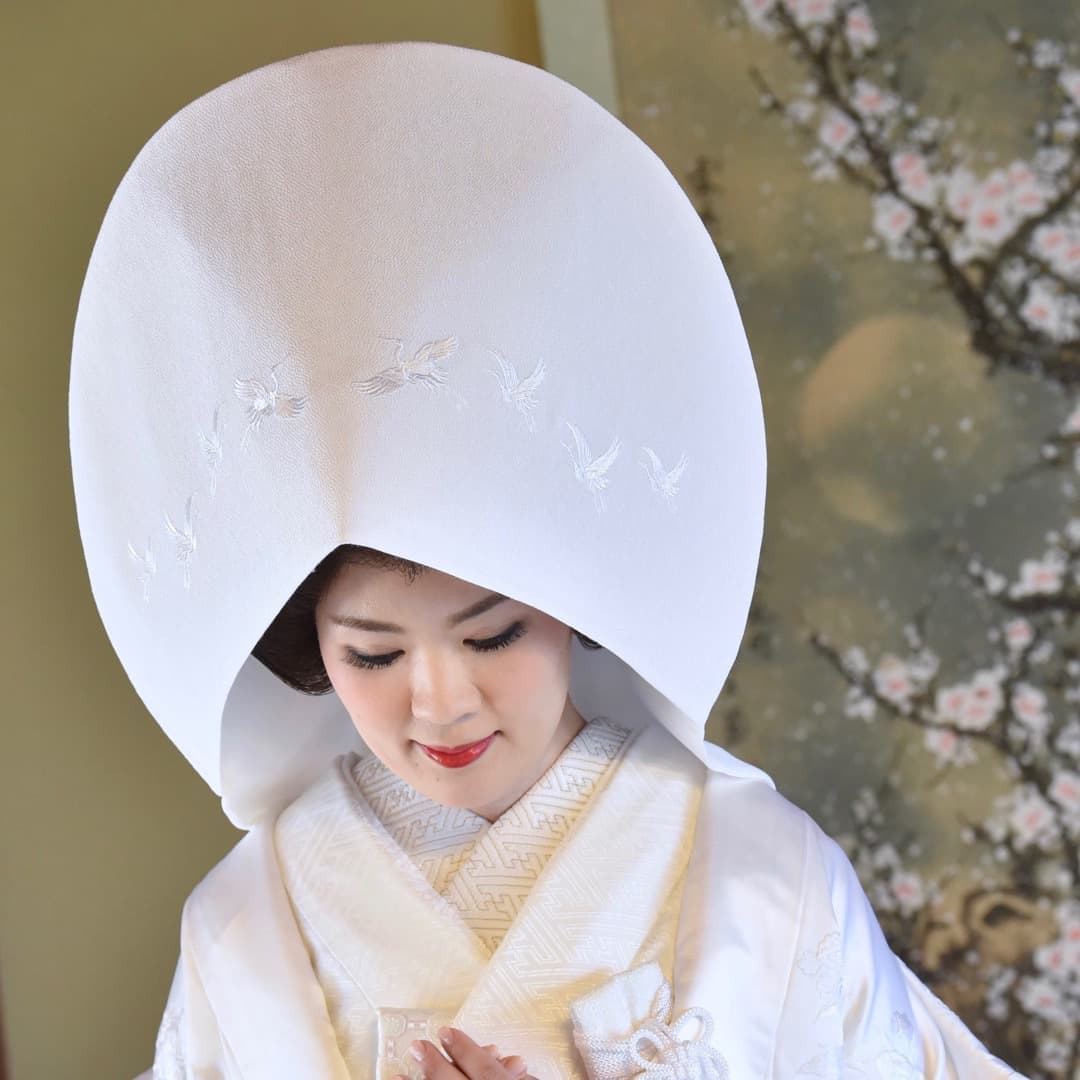 結婚式白無垢かつら綿帽子の写真