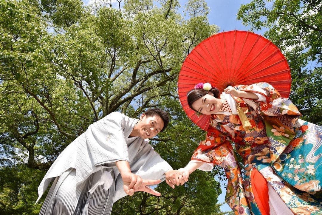 前撮り小物アイテム番傘と和傘の写真