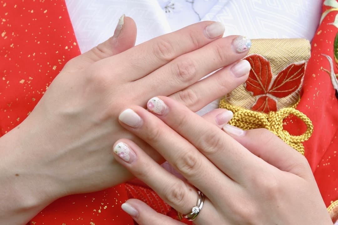 色打掛のネイル 結婚式 前撮り 和装フォトウエディングならキキフォトワークス 公式 色打掛のネイル 結婚式 前撮り 和装フォトウエディングならキキフォトワークス 公式