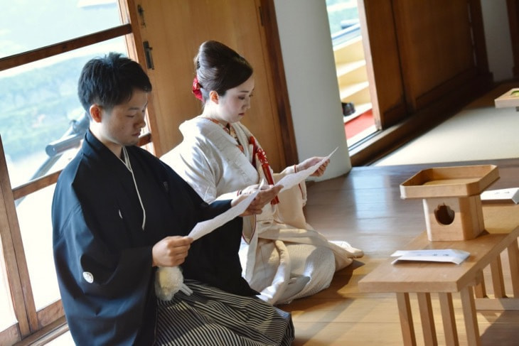 自然社本宮の結婚式の白無垢花嫁