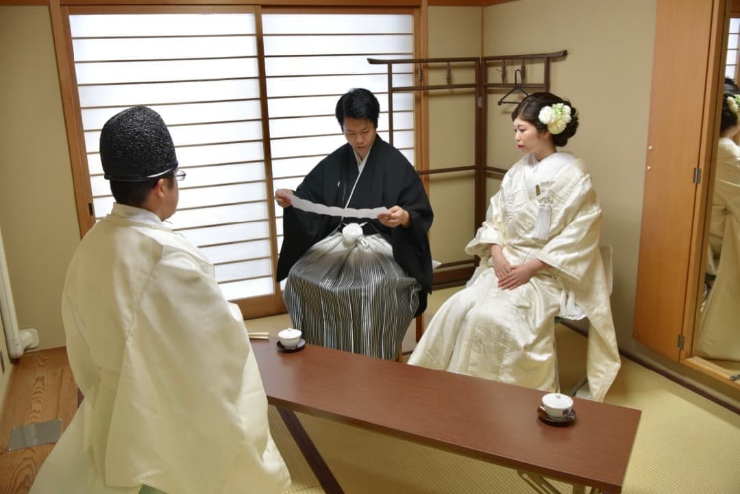 大神神社で白無垢の結婚式写真