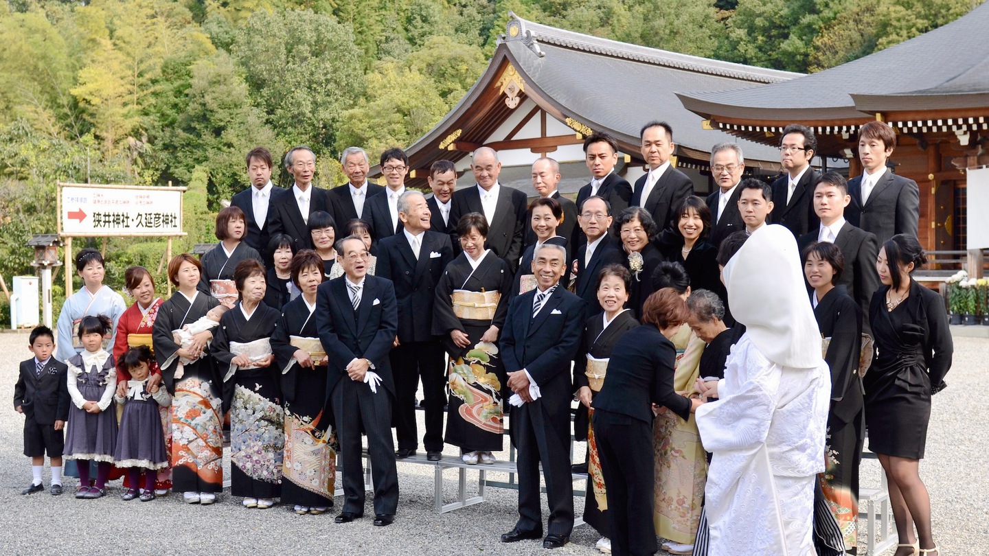 神社での和装結婚式の写真