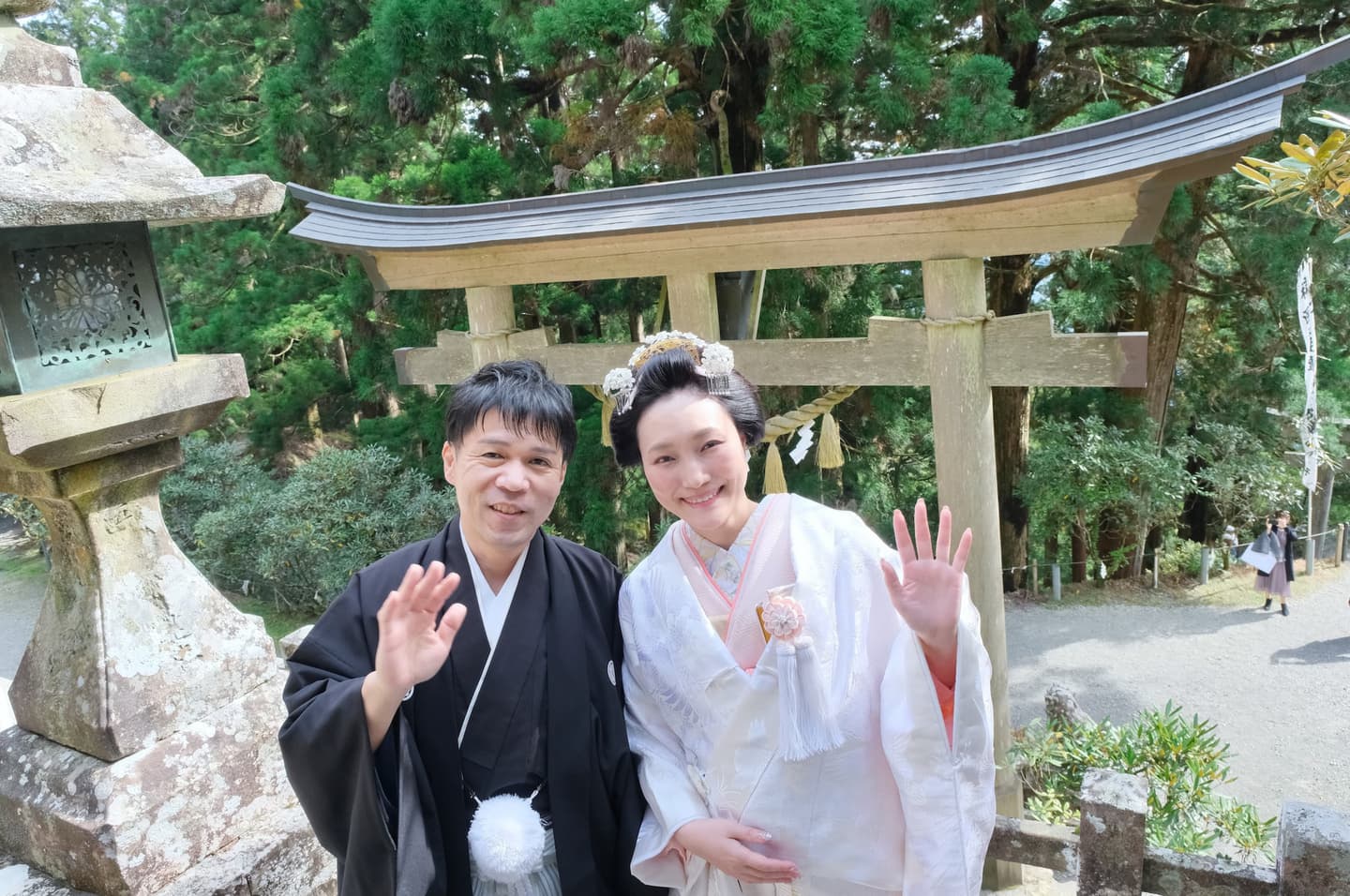 和装衣装で玉置神社で結婚式の花嫁