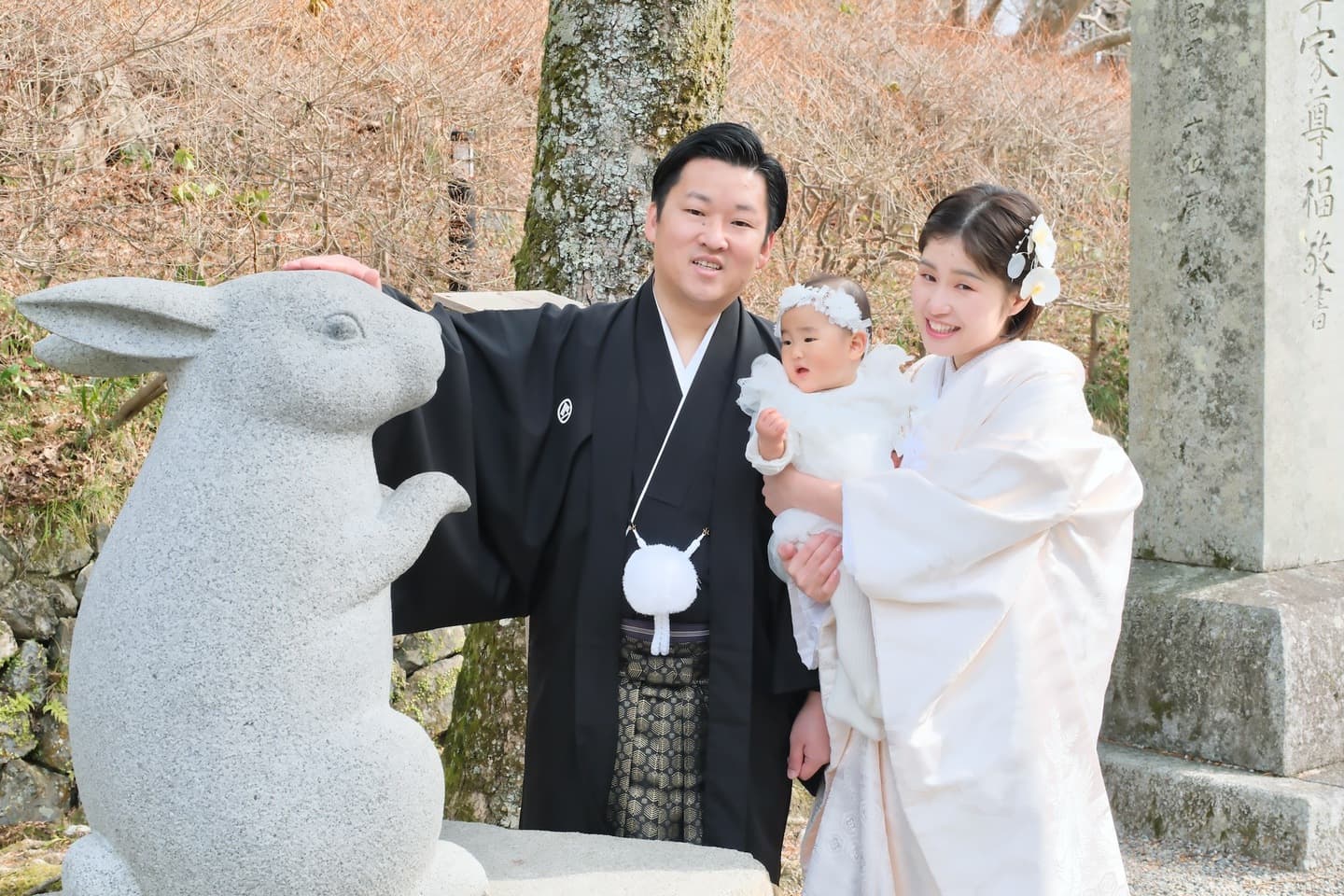 出雲大神宮で結婚式の和装の新郎新婦さん