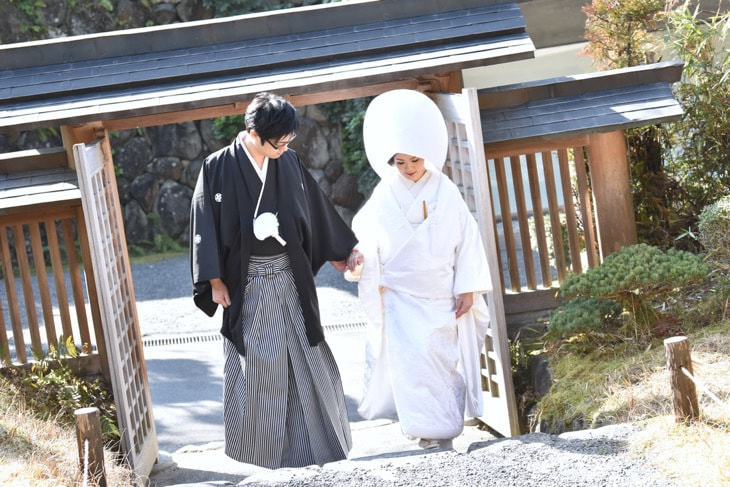 大神神社で結婚式の花嫁