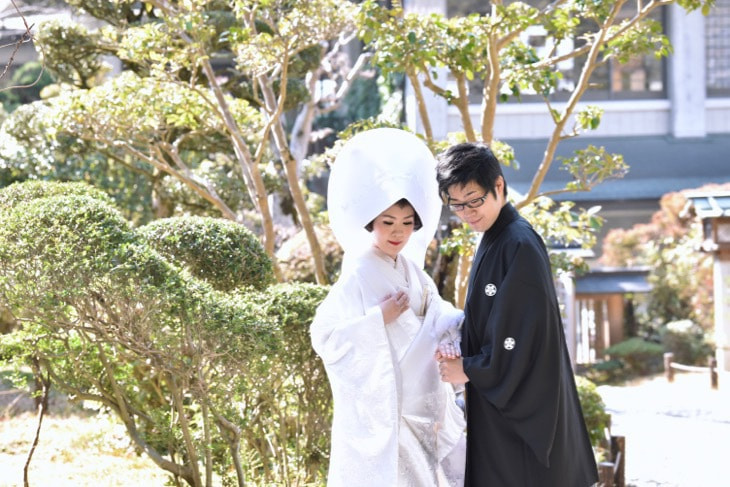 大神神社で結婚式の花嫁