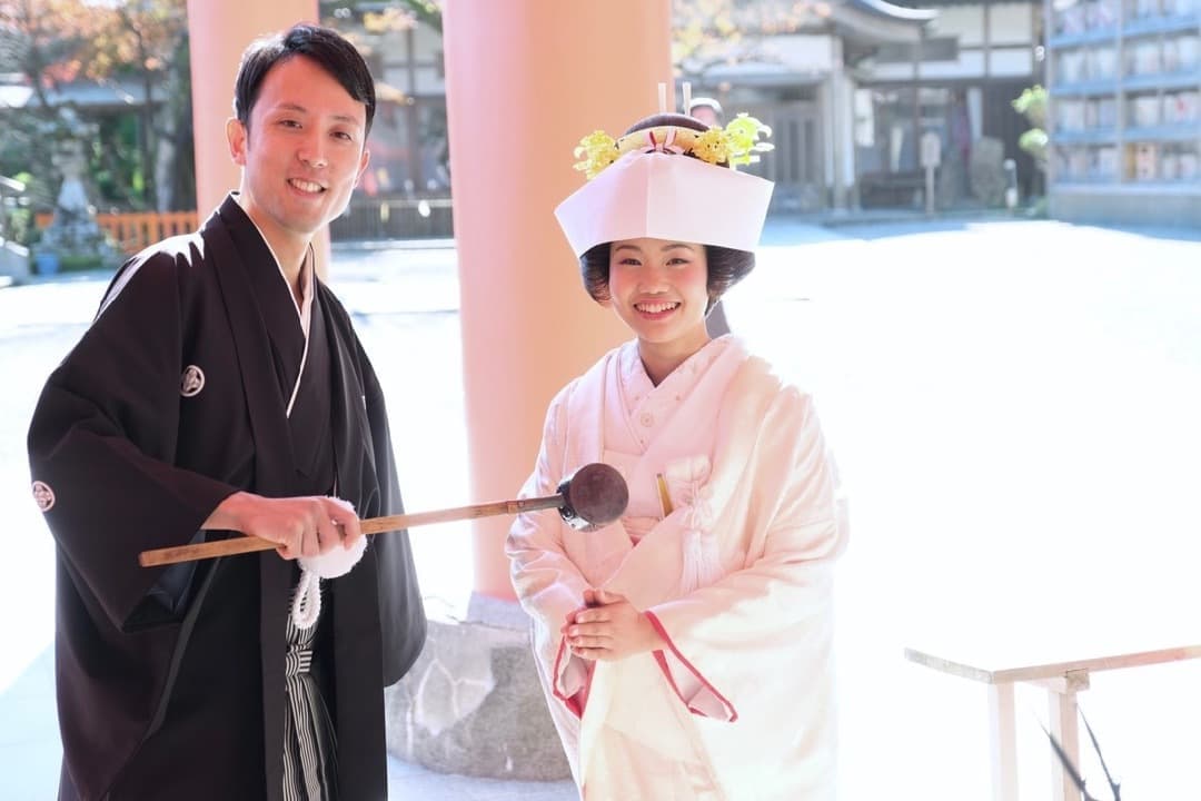 熊野那智大社で結婚式の花嫁