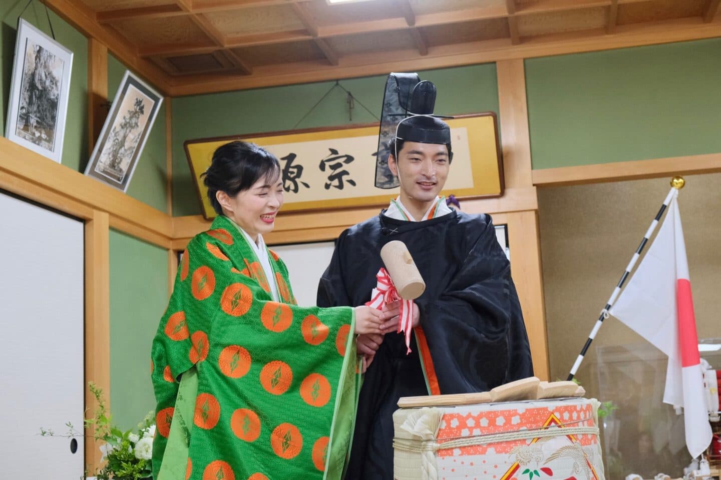 枚岡神社で結婚式の花嫁