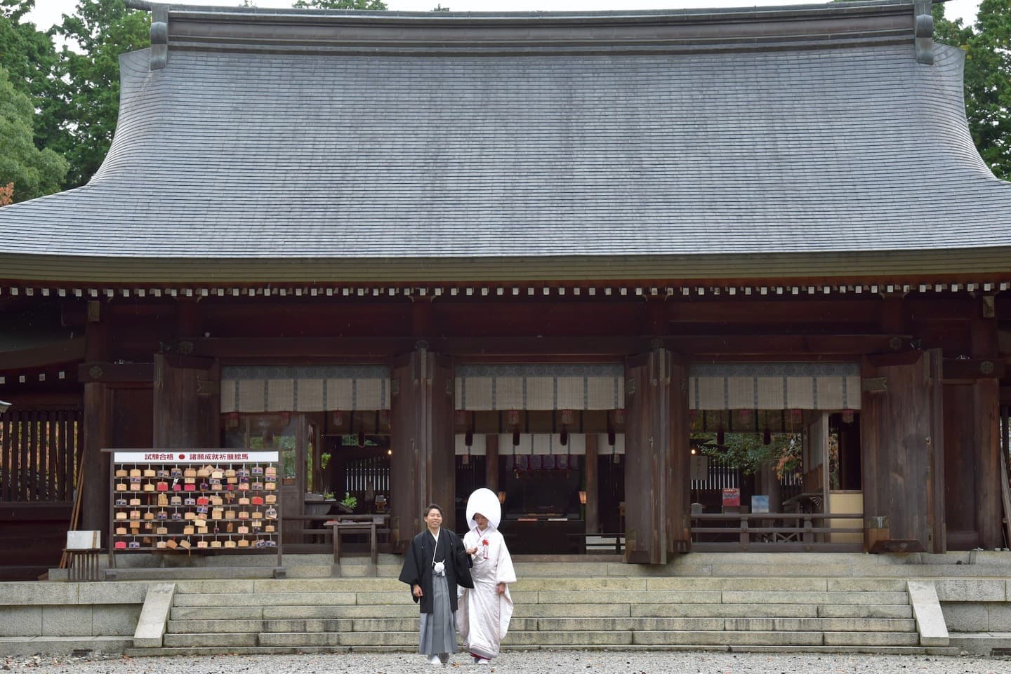 吉野神宮で結婚式の花嫁
