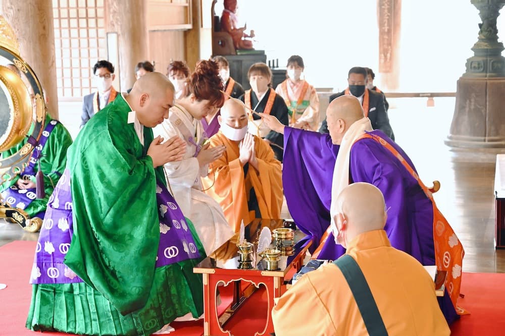 仏前結婚式の和装写真