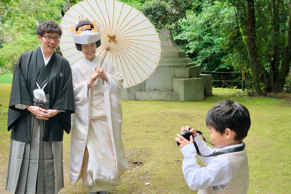 和装で神社の結婚式の花嫁