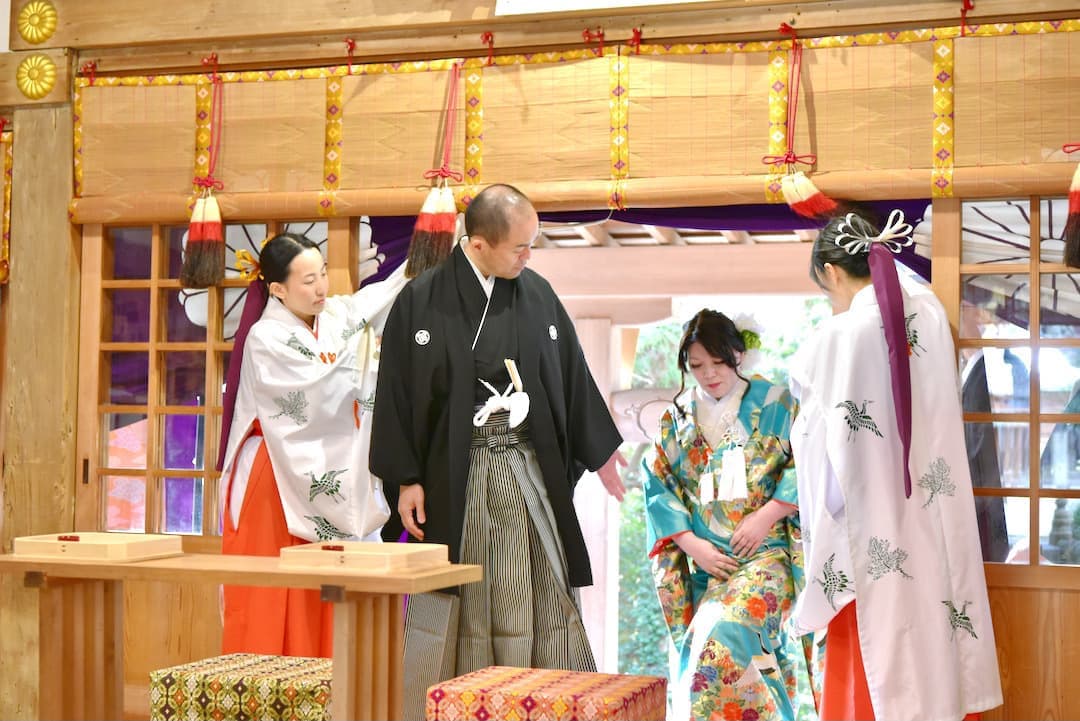枚岡神社の結婚式の写真