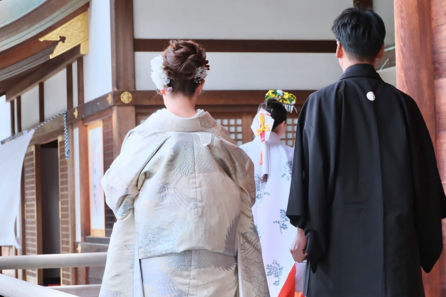 和装衣装で大神神社の結婚式の写真