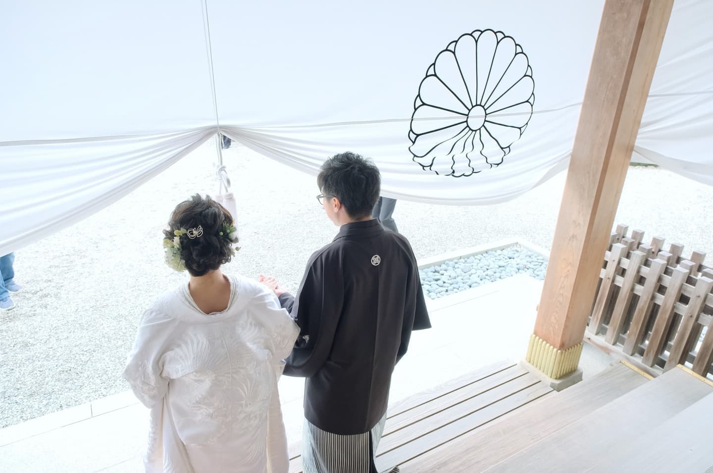 大神神社で和装衣装の結婚式の写真