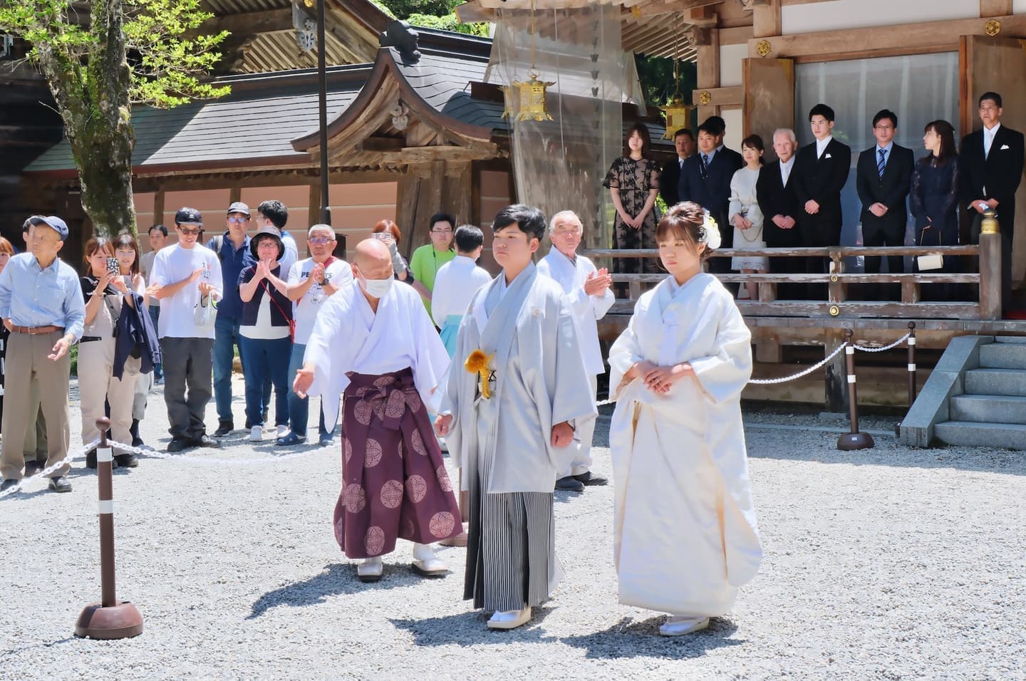 和装衣装で熊野本宮大社結婚式の写真