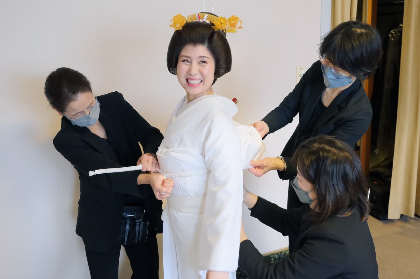 和装衣装で下鴨神社で結婚式の写真