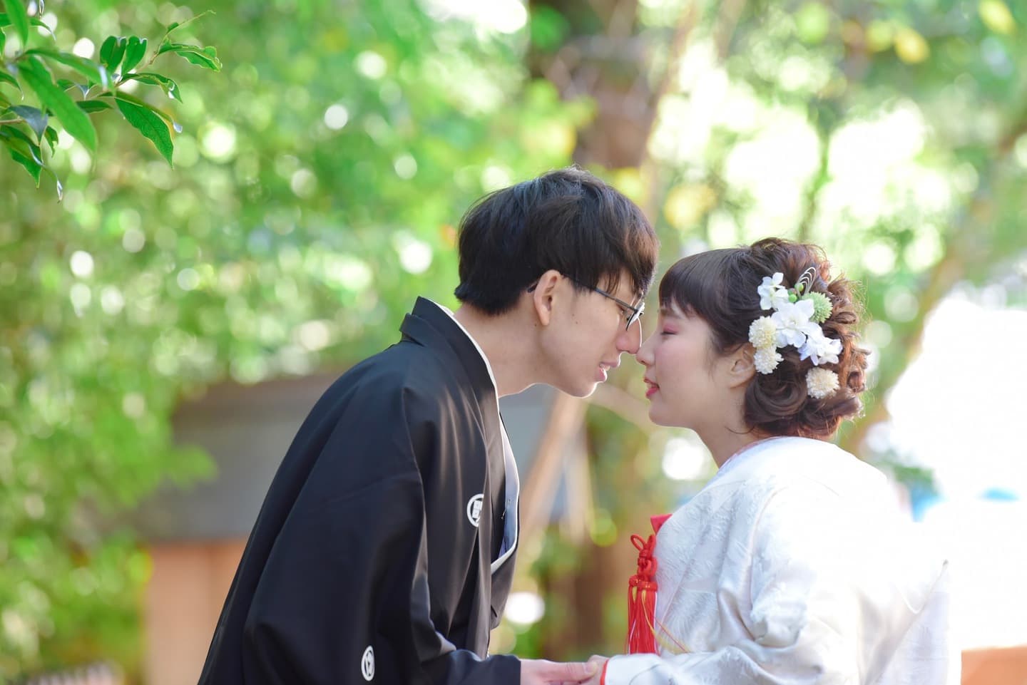 和装衣装で吉田神社で結婚式の写真