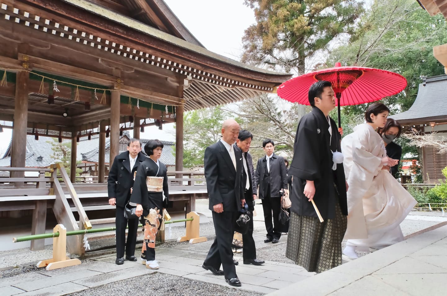 和装衣装で出雲大神宮で結婚式の写真