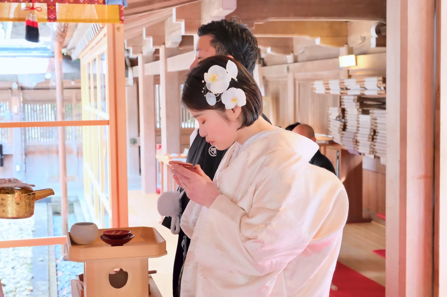 和装衣装で出雲大神宮で結婚式の写真