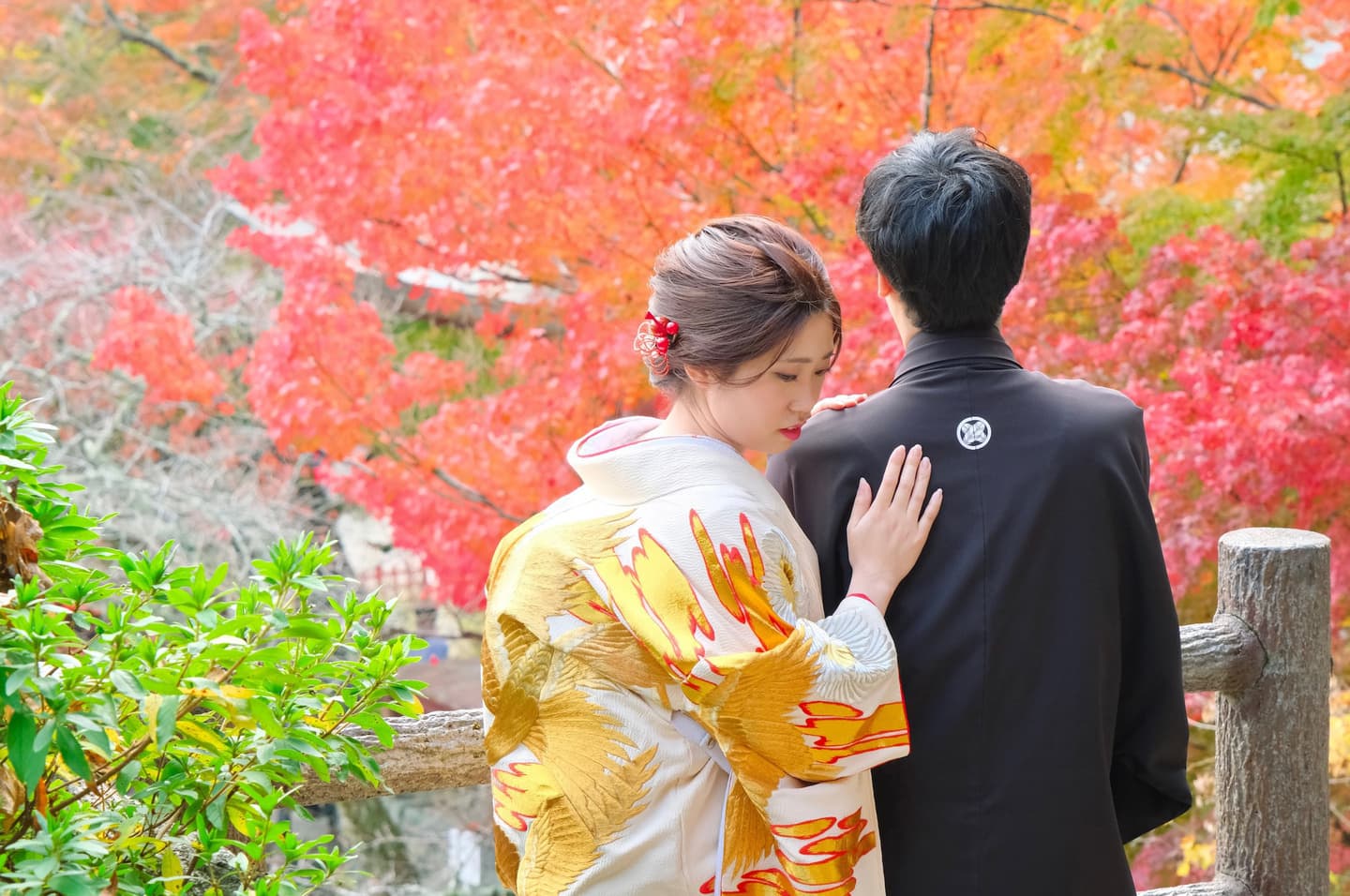 和装衣装で談山神社で結婚式の写真