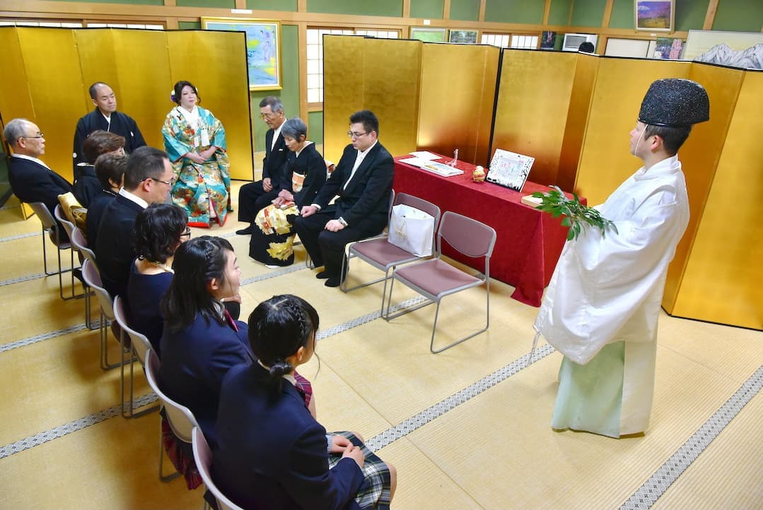 枚岡神社の結婚式の写真