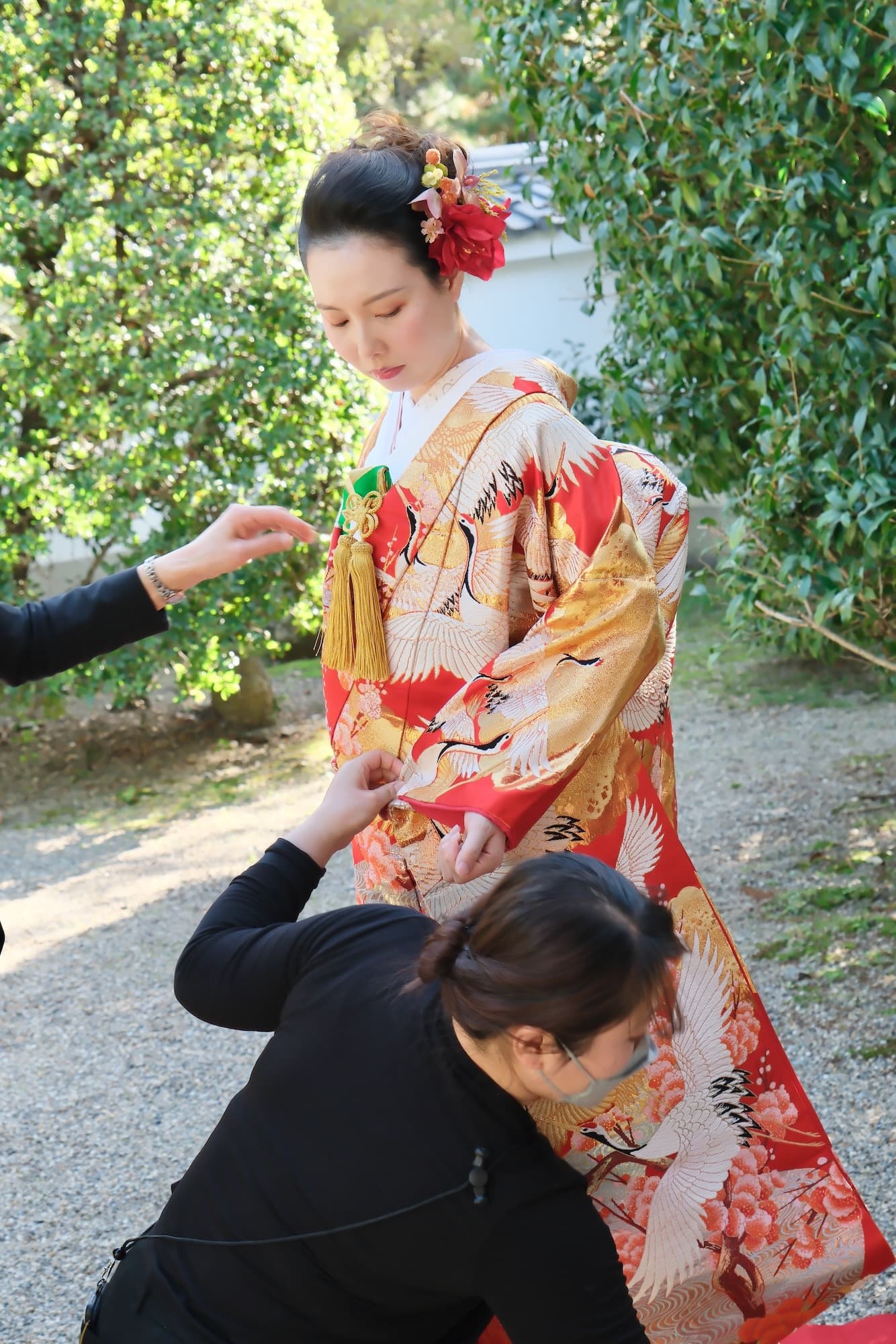 御香宮神社で結婚式の色打掛の花嫁