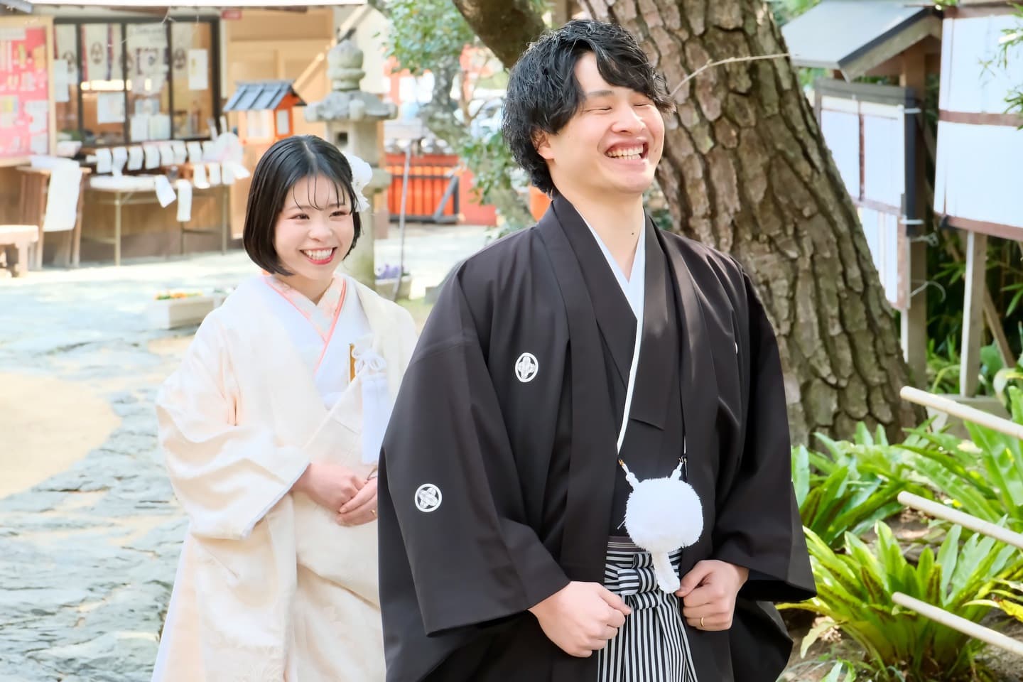 和装衣装で玉津島神社で結婚式の花嫁