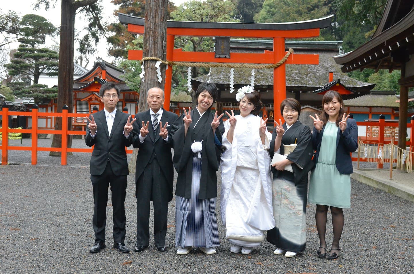 京都吉田神社で結婚式の花嫁