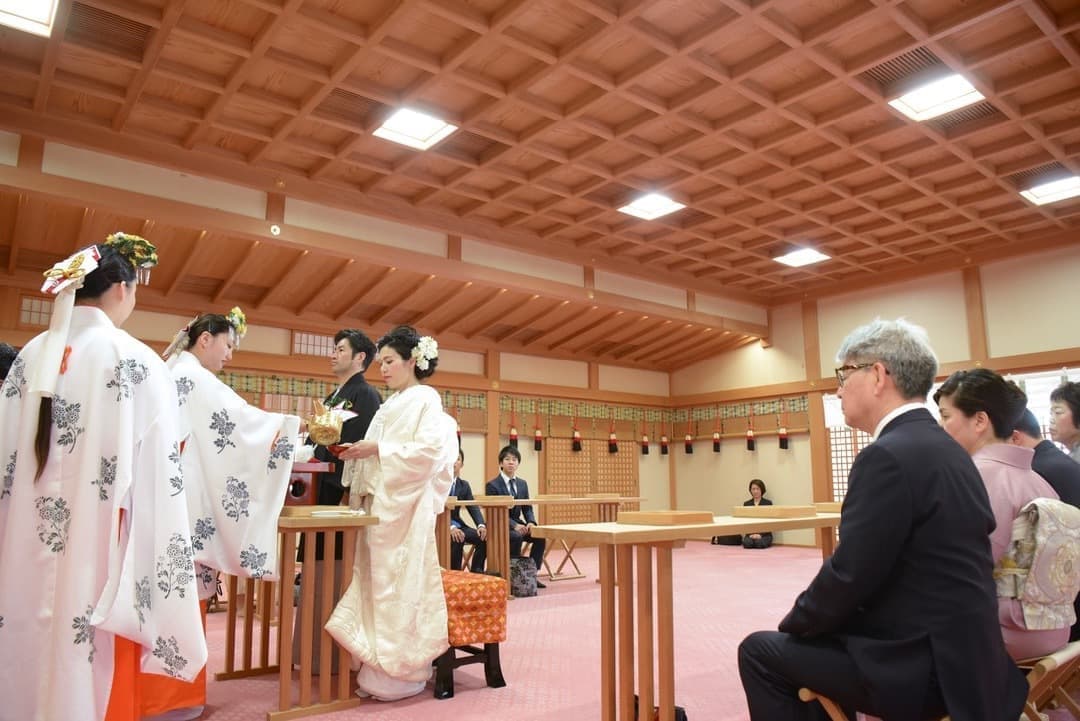 大神神社で白無垢の結婚式写真