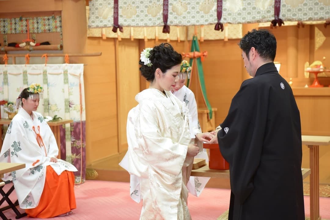 大神神社で白無垢の結婚式写真